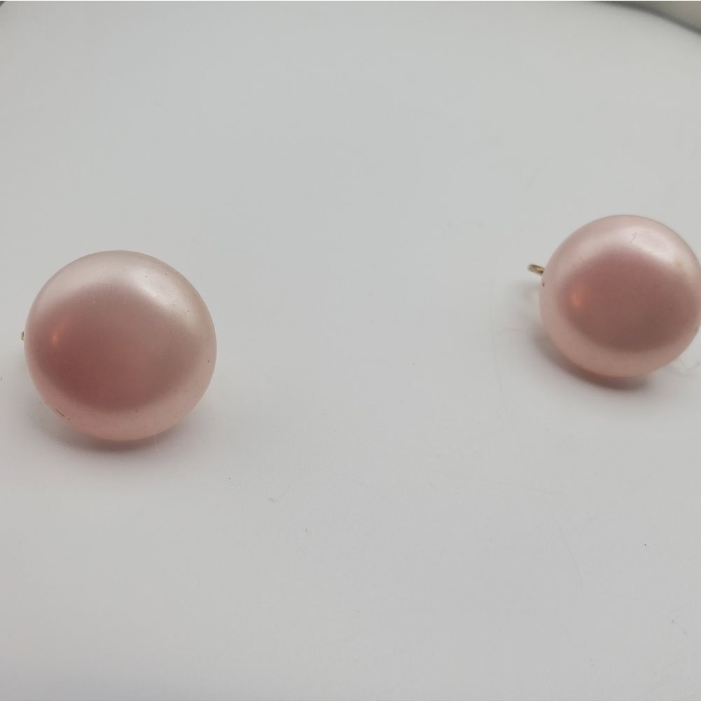 Pink passion round clip on earrings estate barbiecore feminine